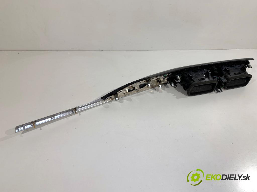 BMW F30 sedan 2016 140 kW 320 d xDrive 1995 Mriežky kúrenia predný 9347436