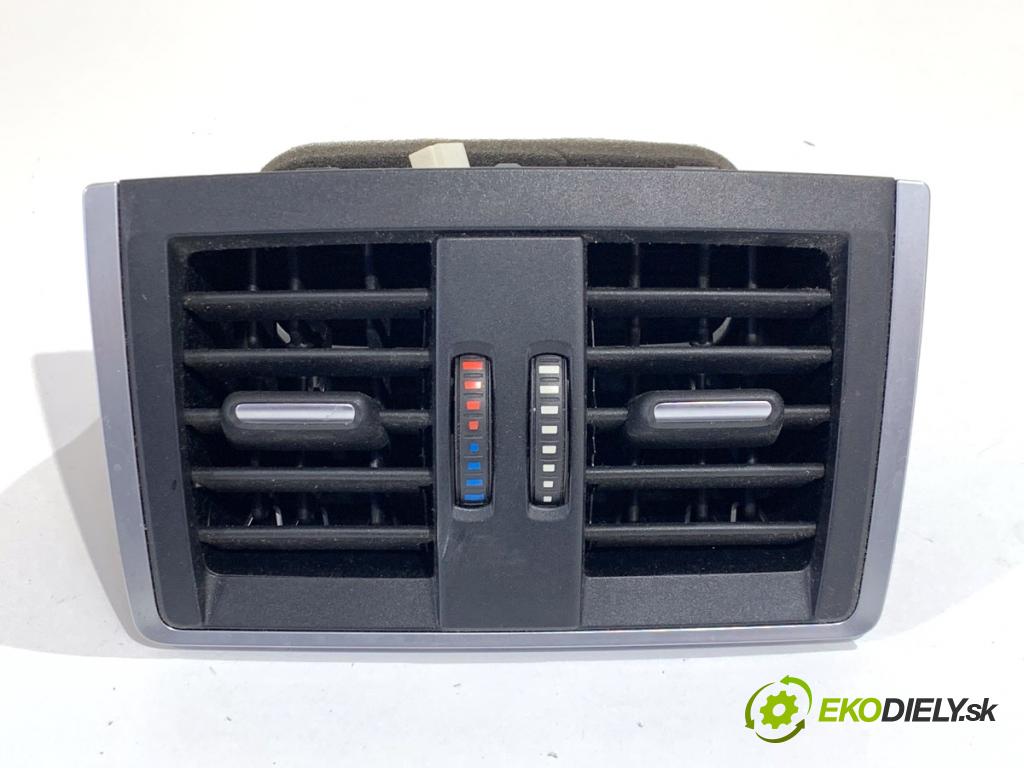 BMW F30 sedan 2016 140 kW 320 d xDrive 1995 Mriežky kúrenia zad 9207330