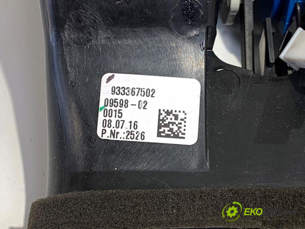 BMW F30 sedan 2016 140 kW 320 d xDrive 1995 Mriežky kúrenia zad 9207330