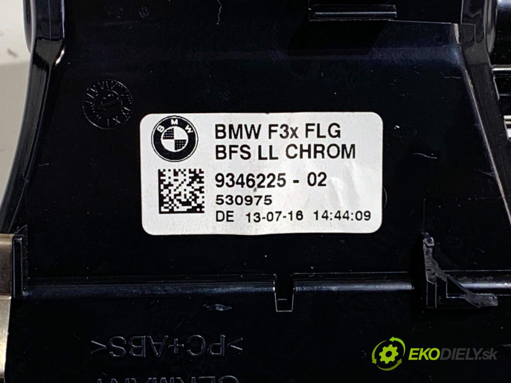 BMW F30 sedan 2016 140 kW 320 d xDrive 1995 mří topení pravý přední část 9346225