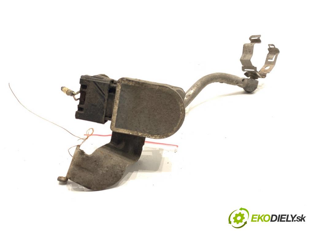 BMW F30 sedan 2016 140 kW 320 d xDrive 1995 Snímač XENON 6860843 (Snímač)