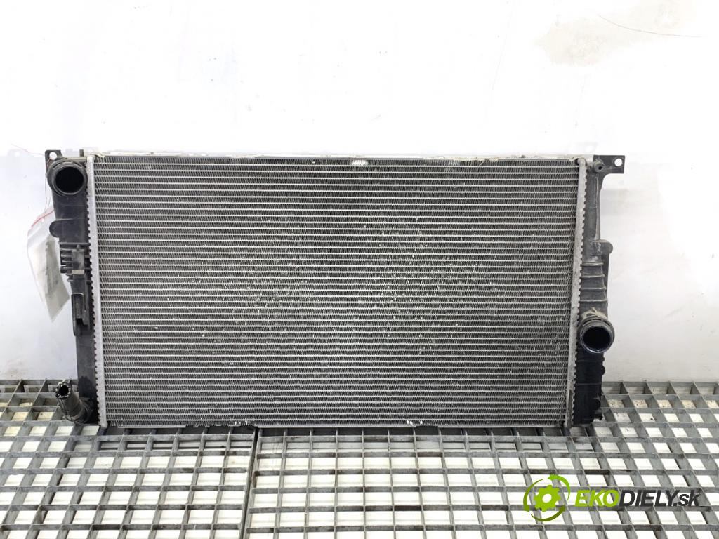 BMW F30 sedan 2016 140 kW 320 d xDrive 1995 chladič vody 8672102 (Vodní chladič)