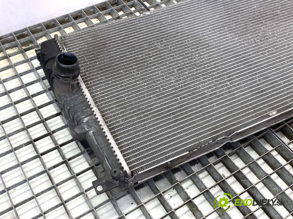 BMW F30 sedan 2016 140 kW 320 d xDrive 1995 Chladič vody 8672102 (Chladič vody)