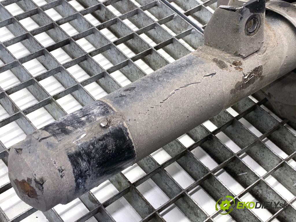 BMW F30 sedan 2016 140 kW 320 d xDrive 1995 Tlmič ľavy predný ZE 6873803