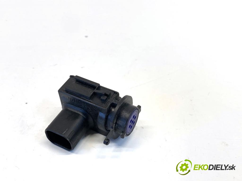 BMW F30 sedan 2016 140 kW 320 d xDrive 1995 Snímač kvality vzduchu 9240180