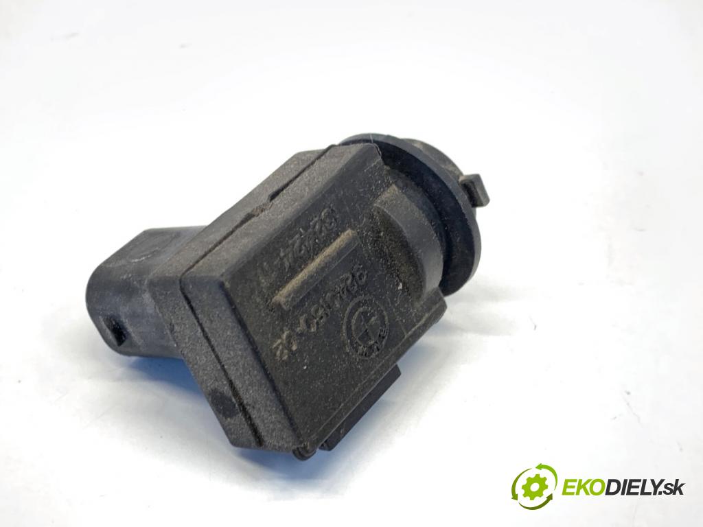 BMW F30 sedan 2016 140 kW 320 d xDrive 1995 Snímač kvality vzduchu 9240180