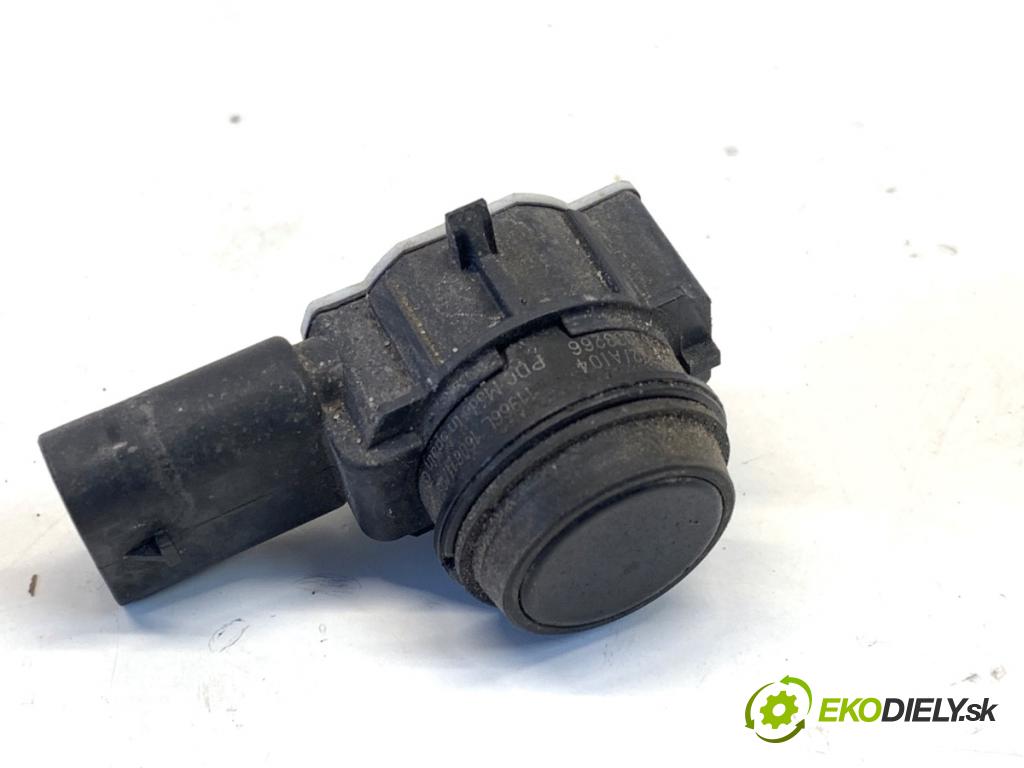 BMW F30 sedan 2016 140 kW 320 d xDrive 1995 Snímač PDC 9261582