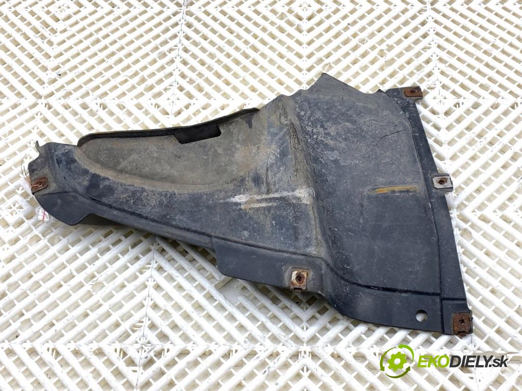 BMW F30 sedan 2016 140 kW 320 d xDrive 1995 clona trojuhelník podblatník levý přední část 8055019