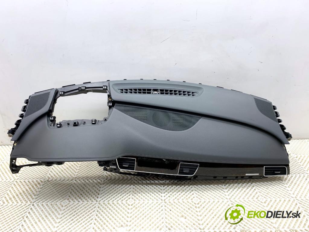 AUDI A8 D4 sedan 2015 368 kW 6.3 W12 quattro 6299 Palubná doska VANKÚŠ: spolujazdca 4H1857067B