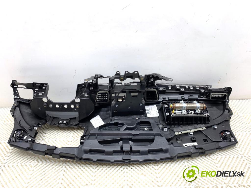 AUDI A8 D4 sedan 2015 368 kW 6.3 W12 quattro 6299 Palubná doska VANKÚŠ: spolujazdca 4H1857067B