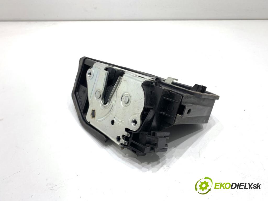 BMW F10 sedan 2015 160 kW 525 d xDrive 1995 zámok Dvere ľavy zad 7202147