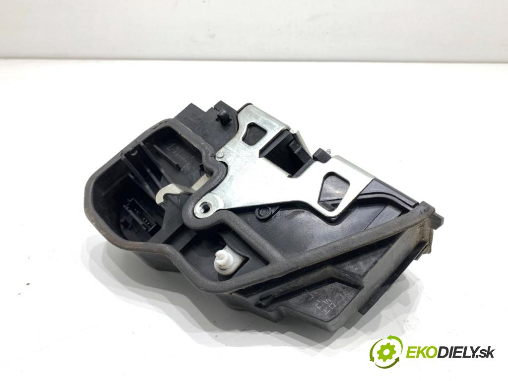 BMW F10 sedan 2015 160 kW 525 d xDrive 1995 zámok Dvere ľavy zad 7202147