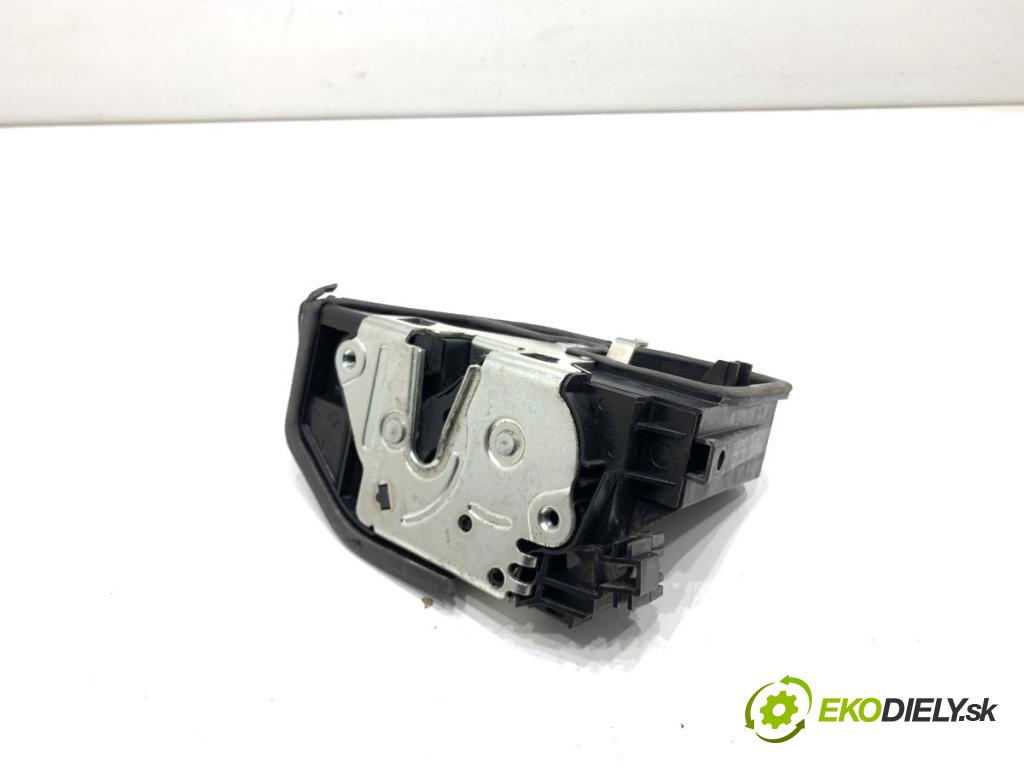 BMW F10 sedan 2015 160 kW 525 d xDrive 1995 zámok Dvere ľavy predný 7202143