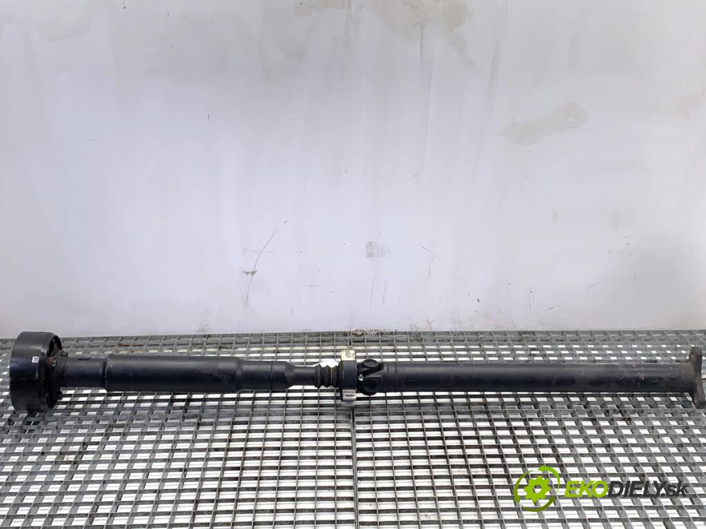 BMW F10 sedan 2015 160 kW 525 d xDrive 1995 kardaň hřídel hnací zadní část 7633480 (Kardanový hřídel)