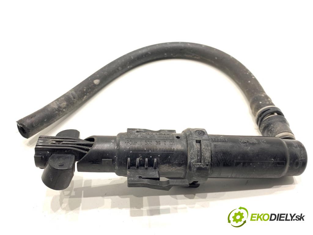 BMW F10 sedan 2015 160 kW 525 d xDrive 1995 ostřikovače světla levý přední část 1300750010