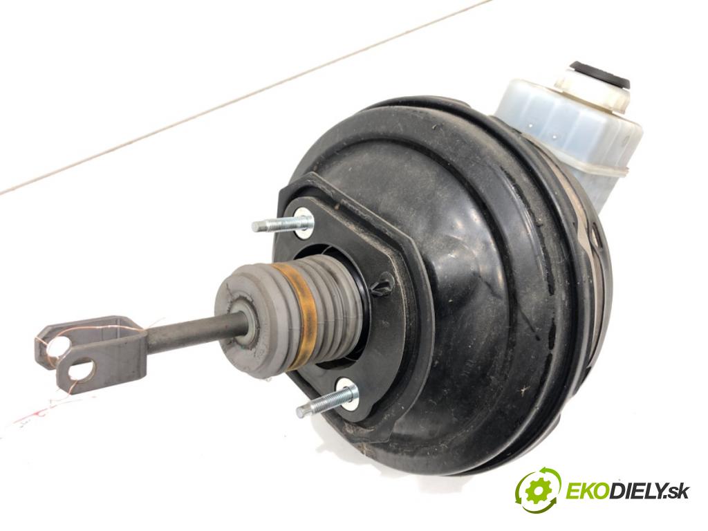 BMW F10 sedan 2015 160 kW 525 d xDrive 1995 Posilovač bŕzd 6796726