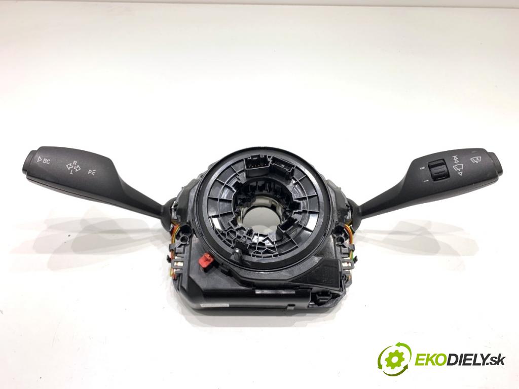 BMW F10 sedan 2015 160 kW 525 d xDrive 1995 přepínač kombinovaný 9354045 (Páčky pod volantem)