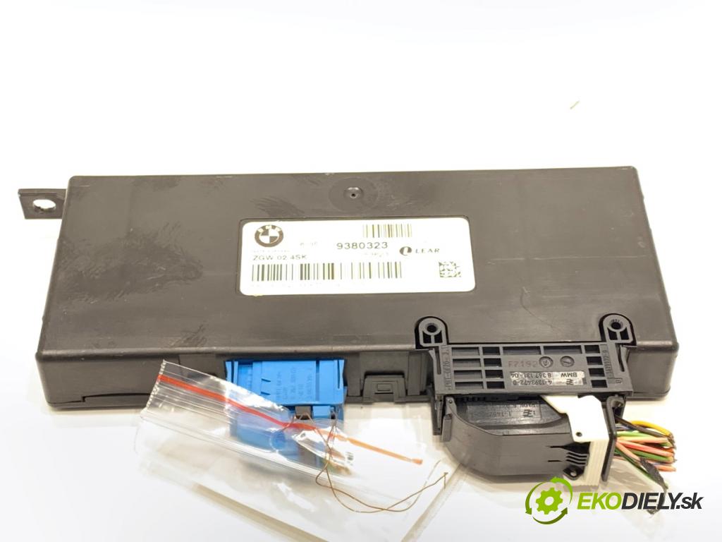 BMW F10 sedan 2015 160 kW 525 d xDrive 1995 modul světel 9380323 (Řídící jednotka ostatní)