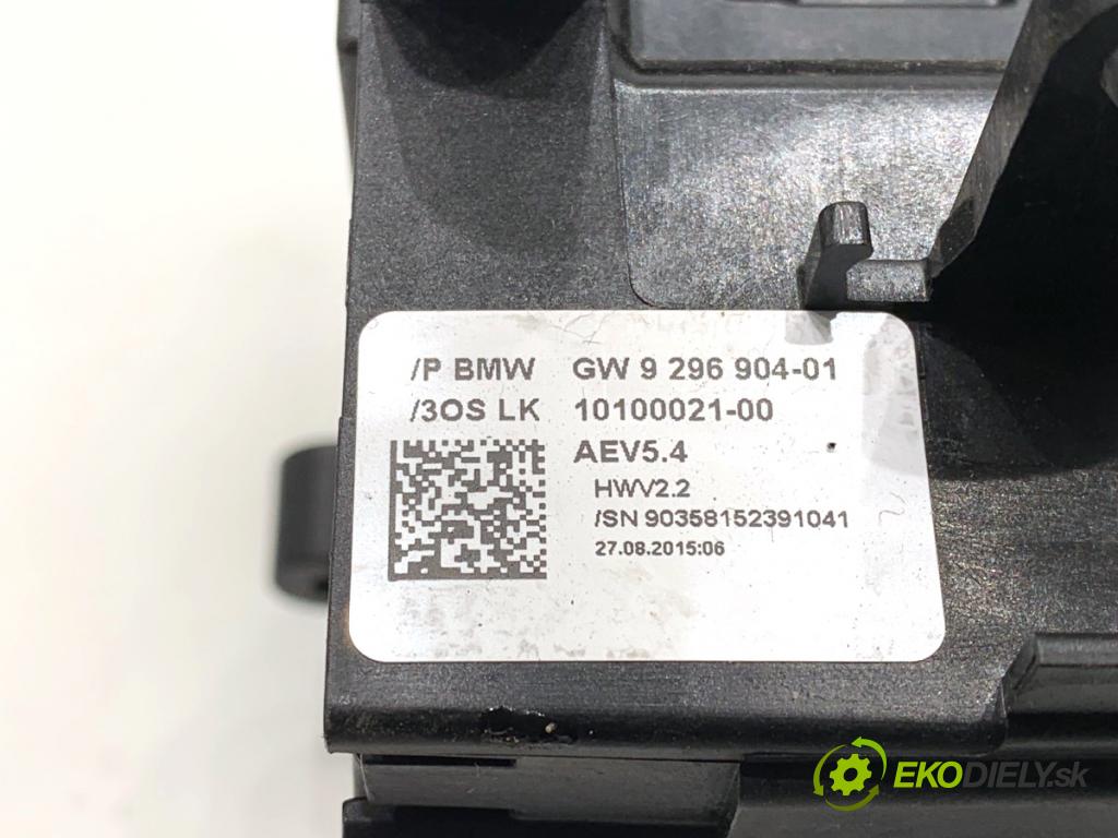 BMW F10 sedan 2015 160 kW 525 d xDrive 1995 Kulisa 9296904 (Rýchlostná páka (kulisa))