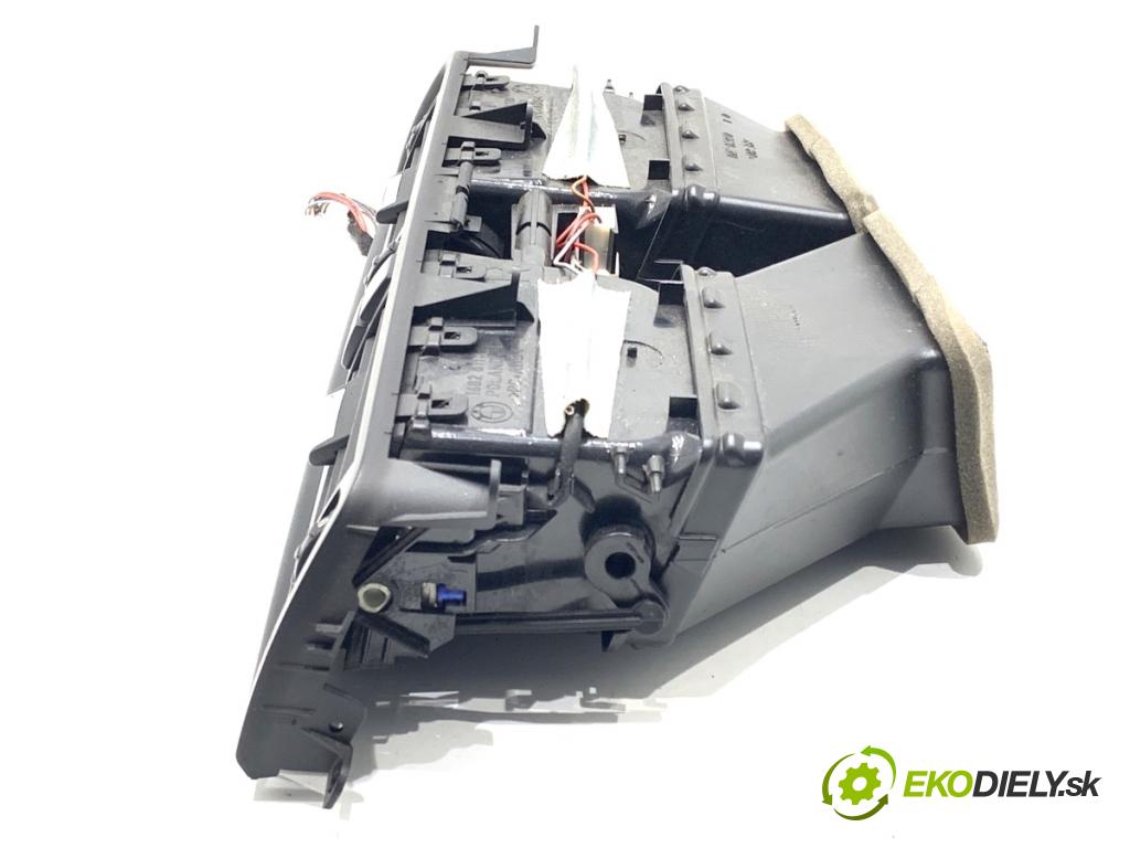 BMW F10 sedan 2015 160 kW 525 d xDrive 1995 Mriežky kúrenia predný 16828110