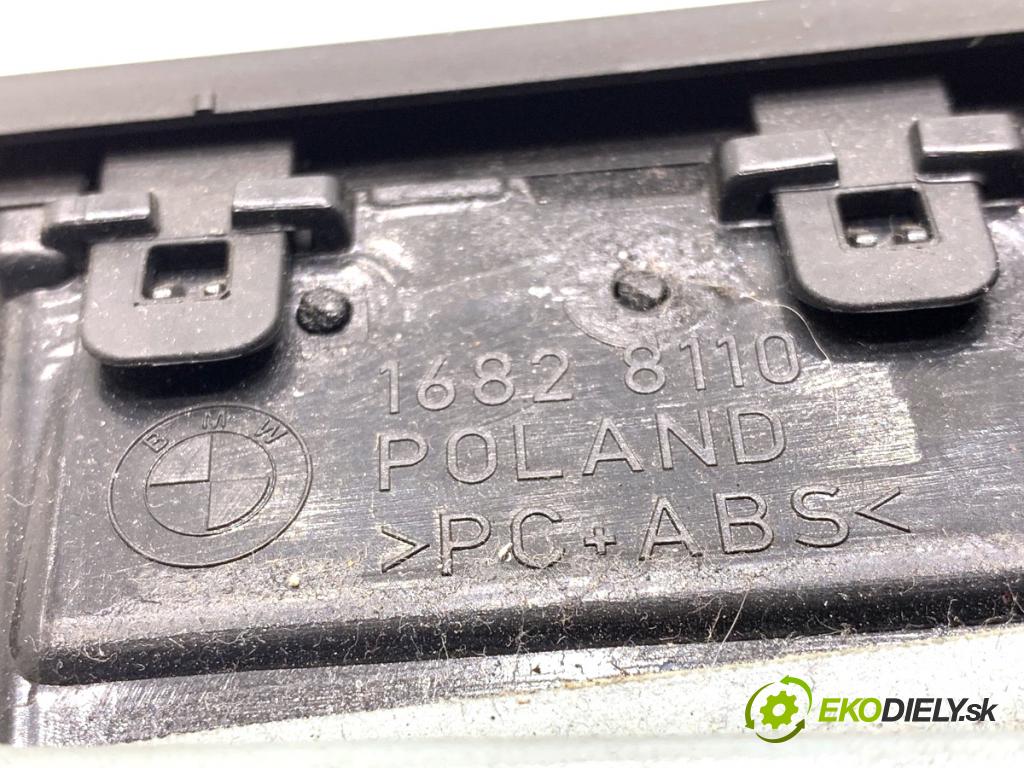 BMW F10 sedan 2015 160 kW 525 d xDrive 1995 Mriežky kúrenia predný 16828110