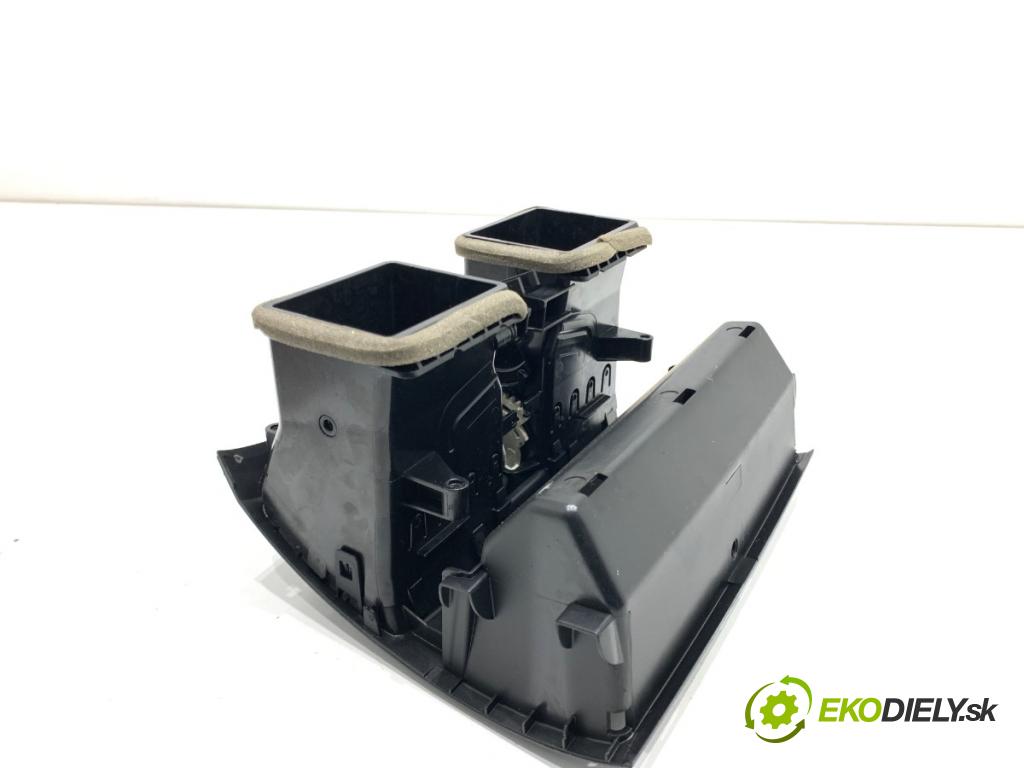 BMW F10 sedan 2015 160 kW 525 d xDrive 1995 Mriežky kúrenia zad 9158312