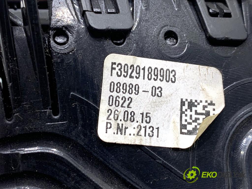 BMW F10 sedan 2015 160 kW 525 d xDrive 1995 Mriežky kúrenia ľavy predný