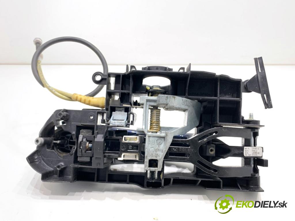 BMW F10 sedan 2015 160 kW 525 d xDrive 1995 Kľučka vonkajšia pravy predný