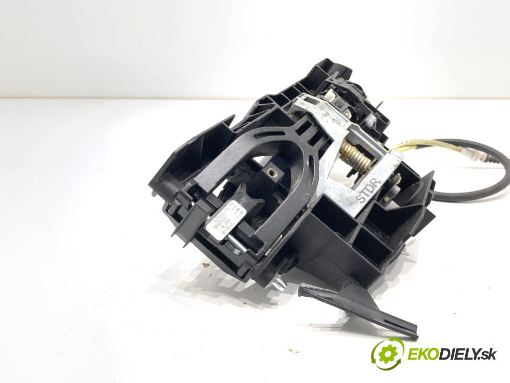 BMW F10 sedan 2015 160 kW 525 d xDrive 1995 Kľučka vonkajšia pravy predný