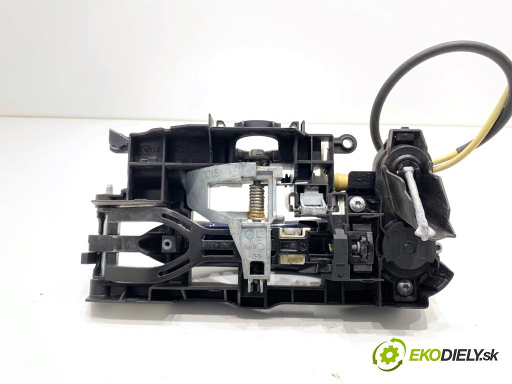 BMW F10 sedan 2015 160 kW 525 d xDrive 1995 Kľučka vonkajšia ľavy predný