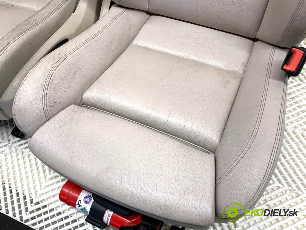 BMW F10 sedan 2015 160 kW 525 d xDrive 1995 Sedadlá, sedačky Sedadlo bočné