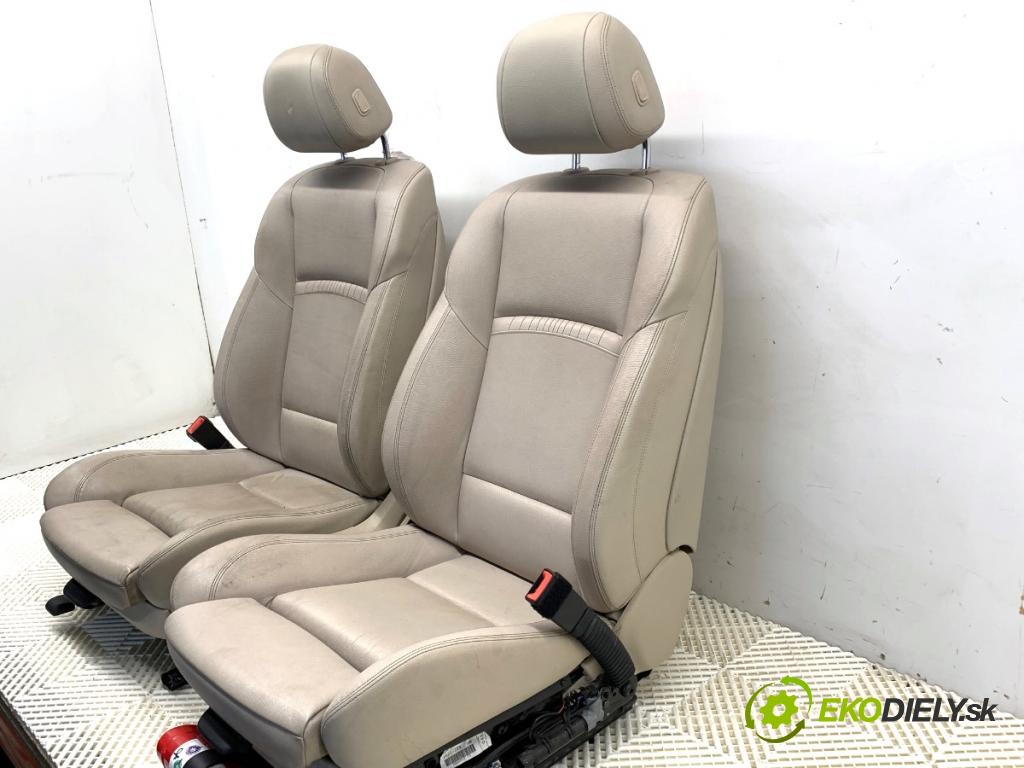 BMW F10 sedan 2015 160 kW 525 d xDrive 1995 Sedadlá, sedačky Sedadlo bočné