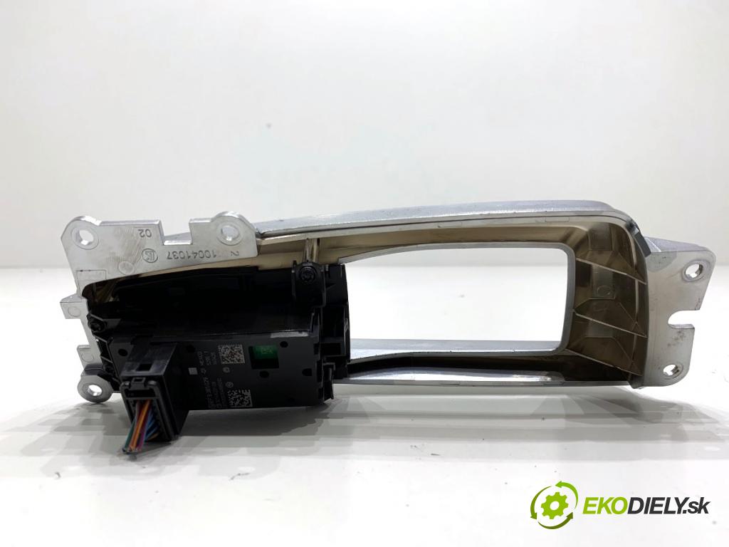 BMW F10 sedan 2015 160 kW 525 d xDrive 1995 Kulisa brzdy ručnej brzdy 9385029