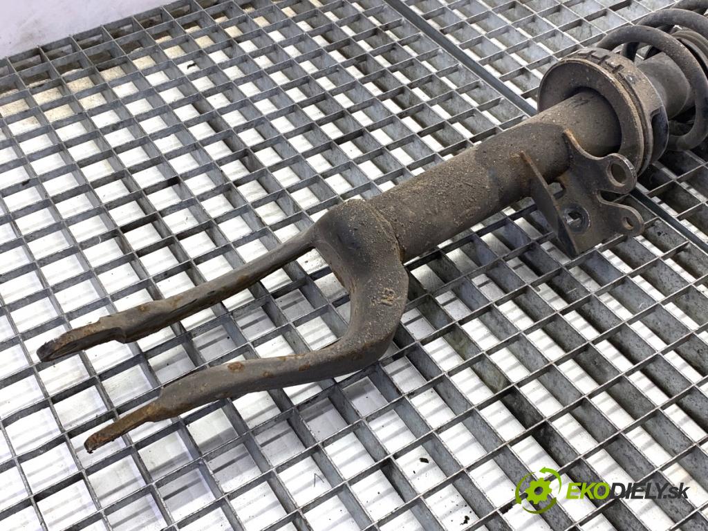 BMW F10 sedan 2015 160 kW 525 d xDrive 1995 Tlmič pravy predný ZE 6789362