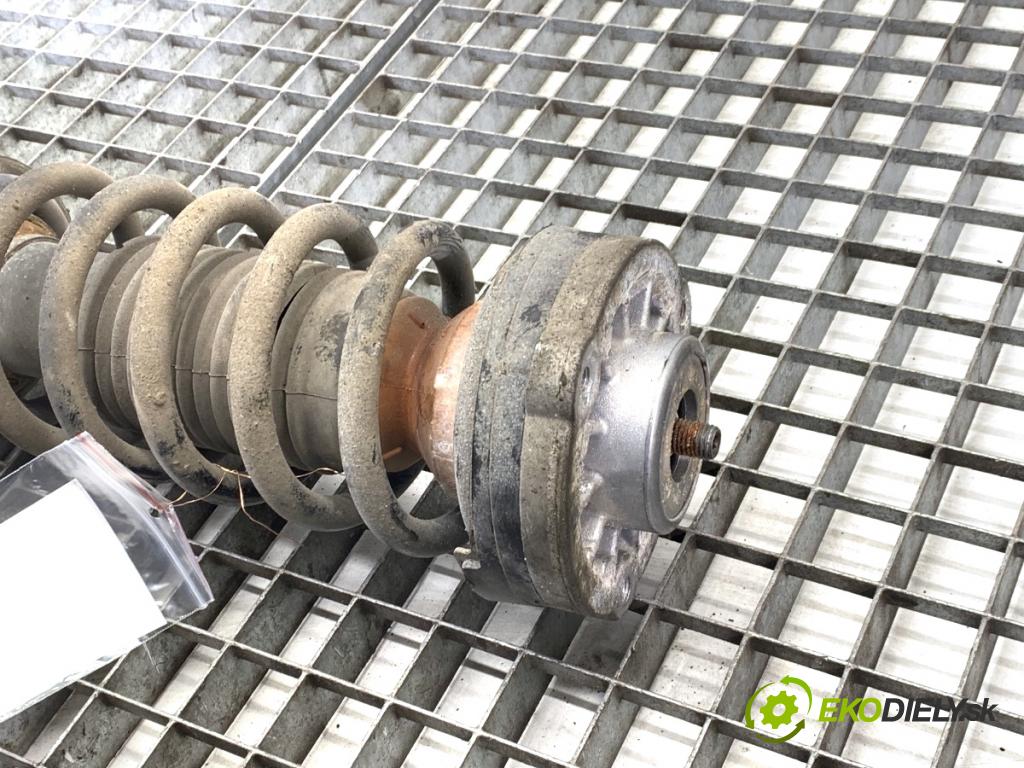 BMW F10 sedan 2015 160 kW 525 d xDrive 1995 Tlmič pravy predný ZE 6789362