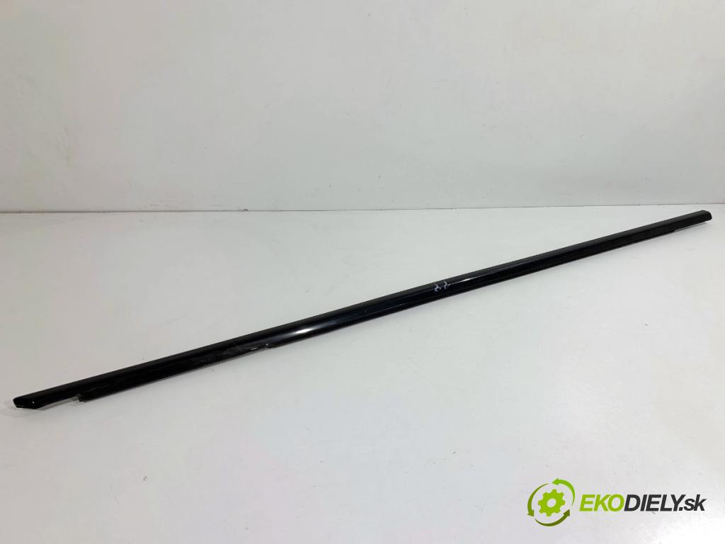 BMW F10 sedan 2015 160 kW 525 d xDrive 1995 Lišta Sbírání: predný pravy 