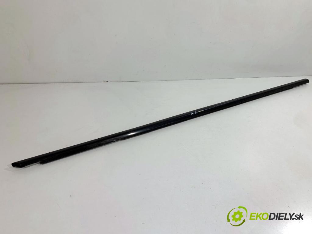 BMW F10 sedan 2015 160 kW 525 d xDrive 1995 Lišta Sbírání: predný pravy