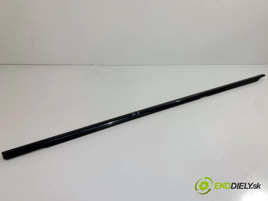 BMW F10 sedan 2015 160 kW 525 d xDrive 1995 Lišta Sbírání: zad pravy 