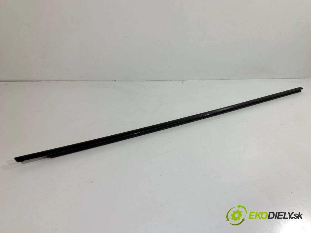 BMW F10 sedan 2015 160 kW 525 d xDrive 1995 Lišta Sbírání: zad pravy