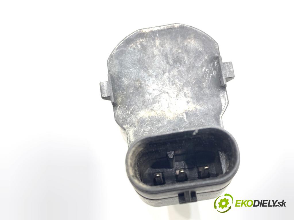 BMW F10 sedan 2015 160 kW 525 d xDrive 1995 Snímač PDC 9231283