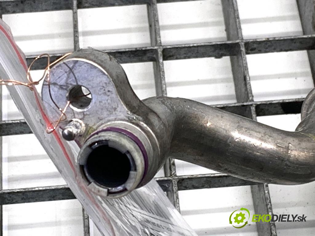 BMW F10 sedan 2015 160 kW 525 d xDrive 1995 rúrka klimatizácie 9250708 (Rúrka klimatizácie)