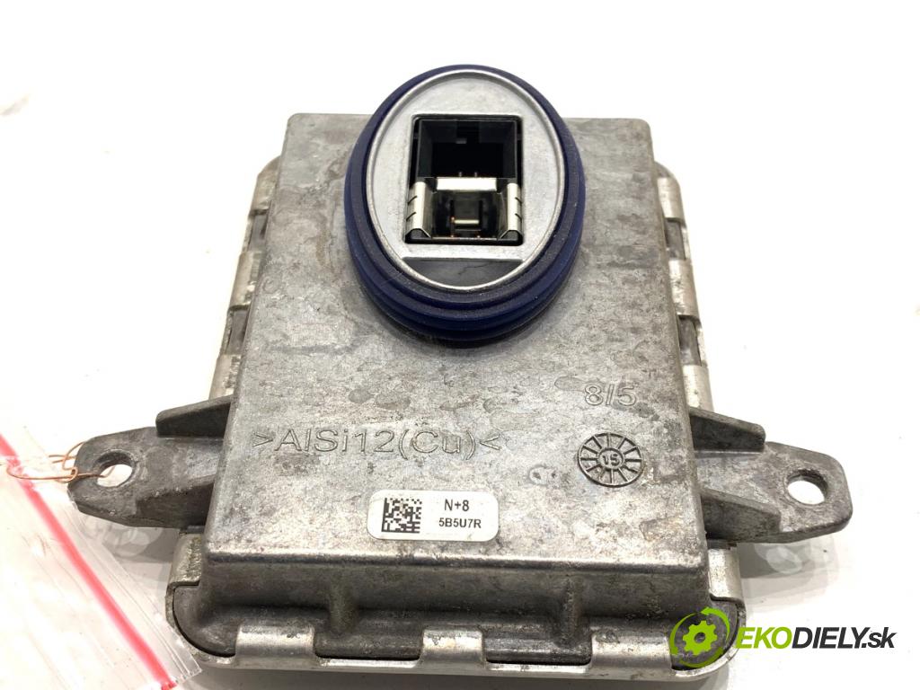 BMW F10 sedan 2015 160 kW 525 d xDrive 1995 měnič XENON 7296090 (Řídící jednotka xenonu)