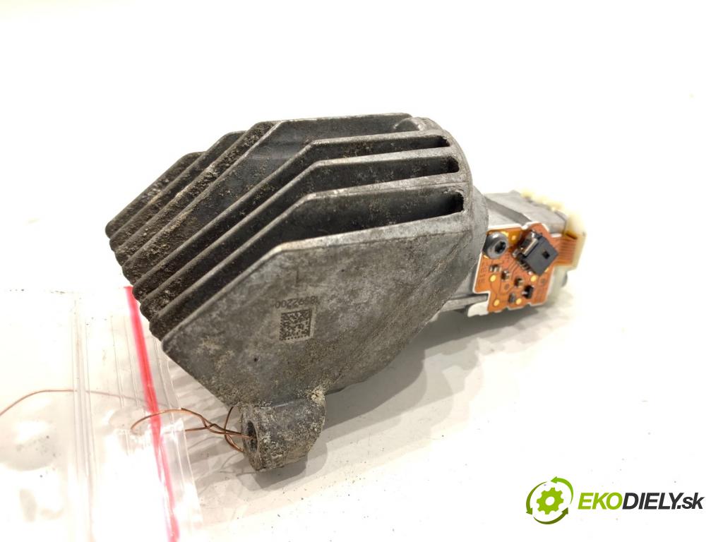 BMW F10 sedan 2015 160 kW 525 d xDrive 1995 Modul LED 18592200