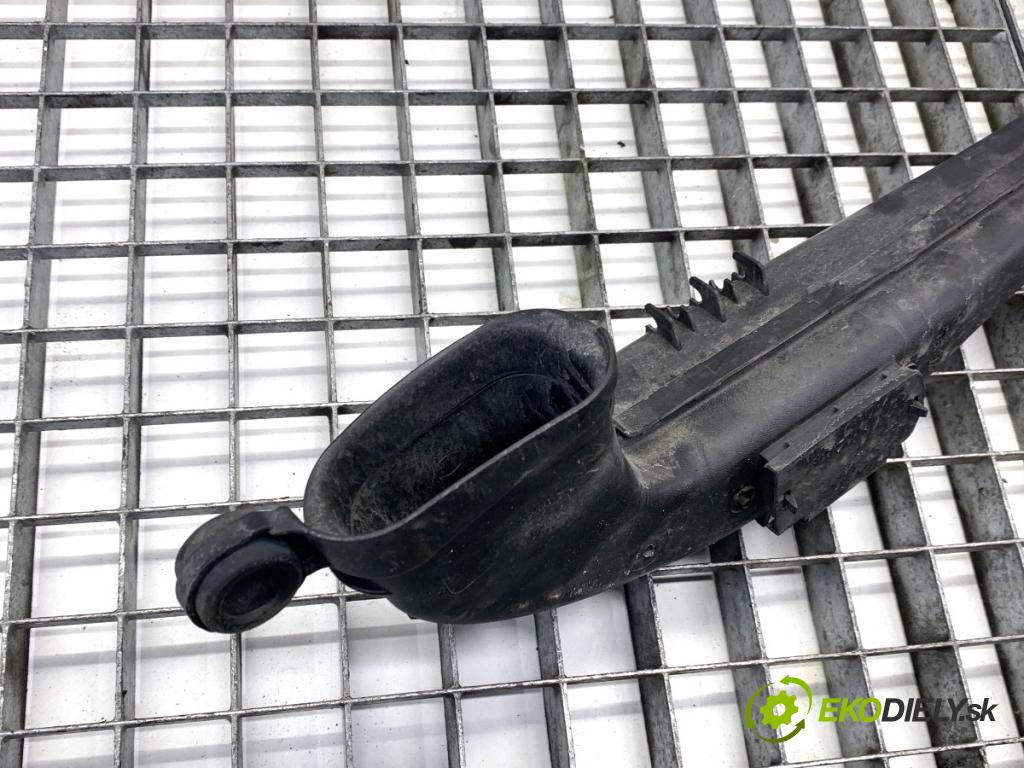 FORD FIESTA MK8 liftback 2021 55 kW 1.1 Ti-VCT 1084 Rúra vzduchu H1B1-9C676-AE