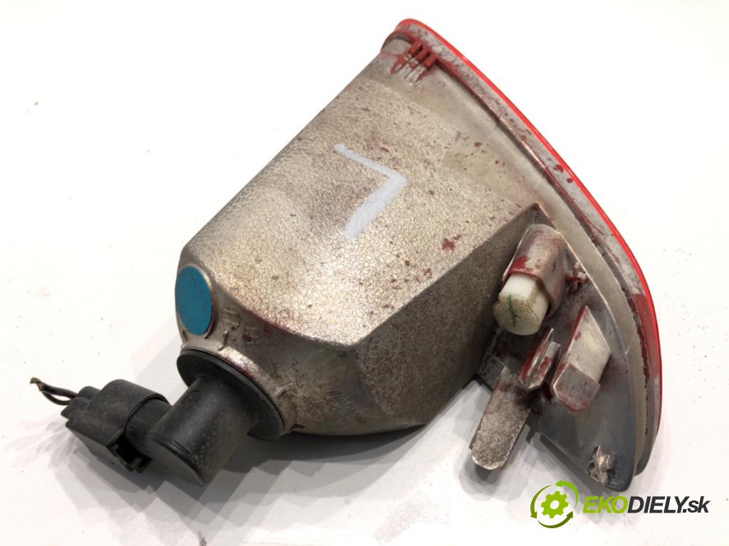 FORD FIESTA MK8 liftback 2021 55 kW 1.1 Ti-VCT 1084 Svetlo nárazníka ľavy zad hmlové H1BB-15K273-AD