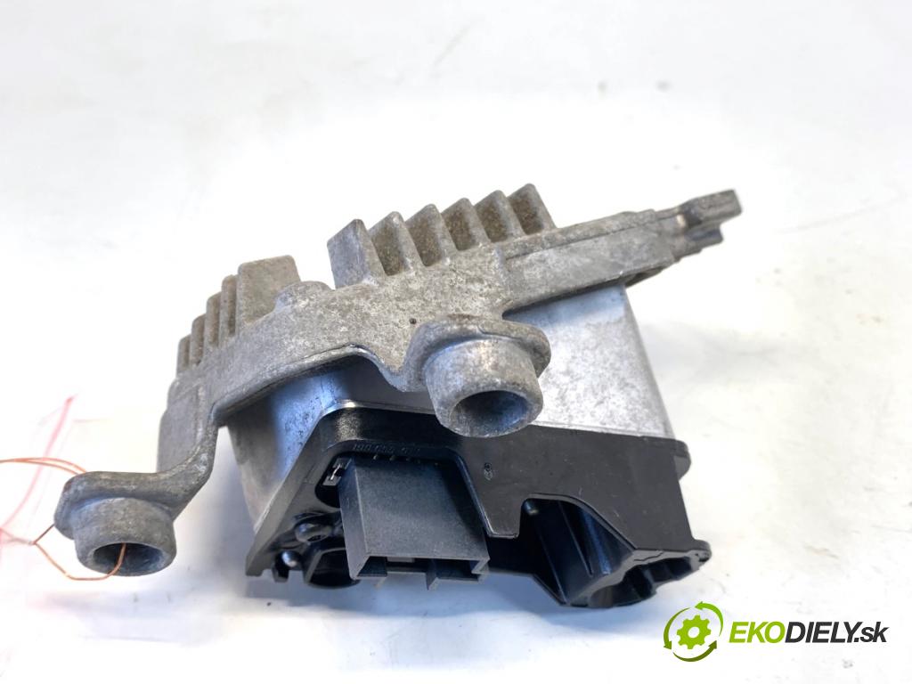 BMW F30 sedan 2016 140 kW 320 d xDrive 1995 Modul LED OZNAČENIE SMERU: ľavy 198678