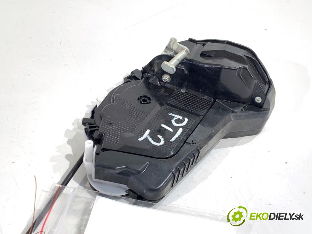 TOYOTA YARIS IV liftback 2022 92 kW 1.5 (MXPA11) 1490 zámok Dvere pravy zad M73-14470M6