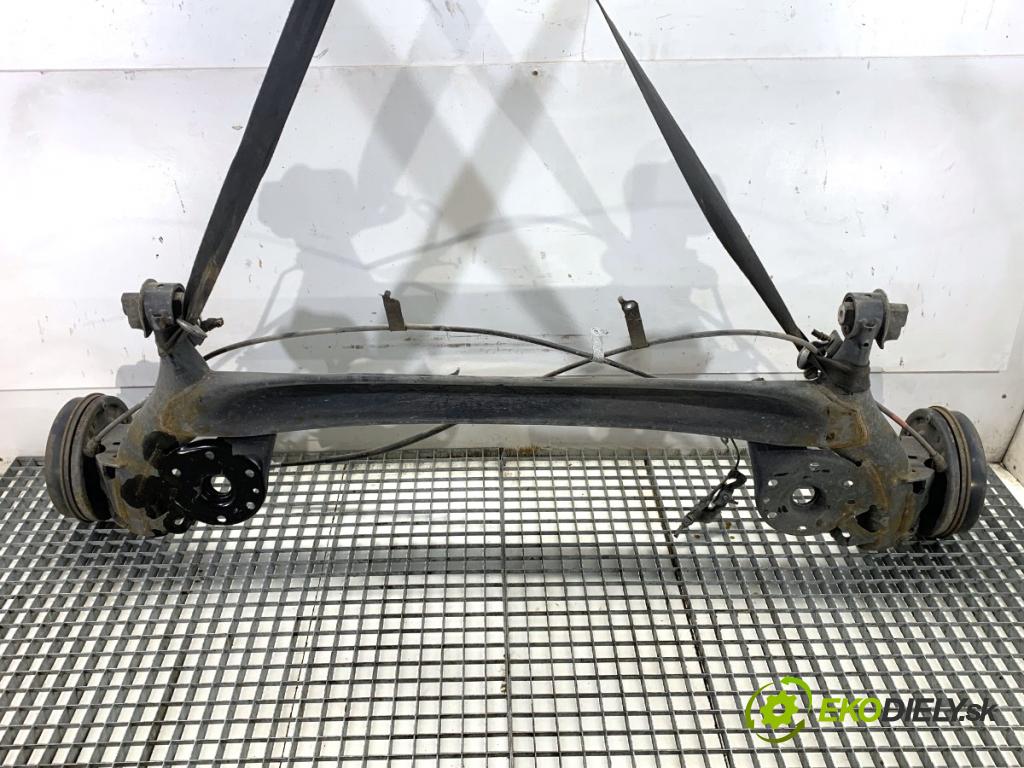 TOYOTA YARIS IV liftback 2022 92 kW 1.5 (MXPA11) 1490 výztuha zadní část