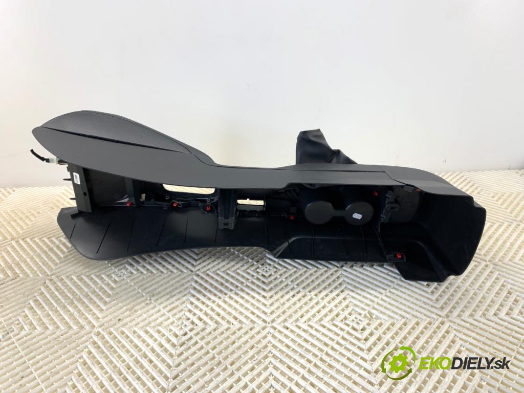 TOYOTA YARIS IV liftback 2022 92 kW 1.5 (MXPA11) 1490 Tunel stredový  (Stredový tunel)