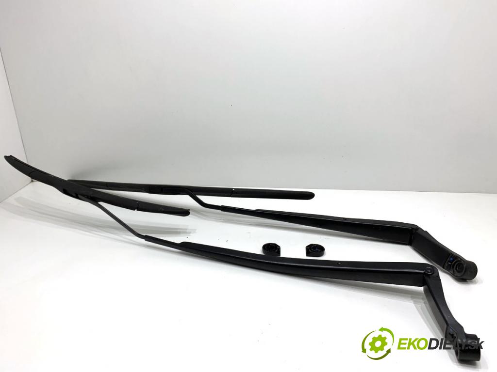 TOYOTA YARIS IV liftback 2022 92 kW 1.5 (MXPA11) 1490 Rameno stierače predný